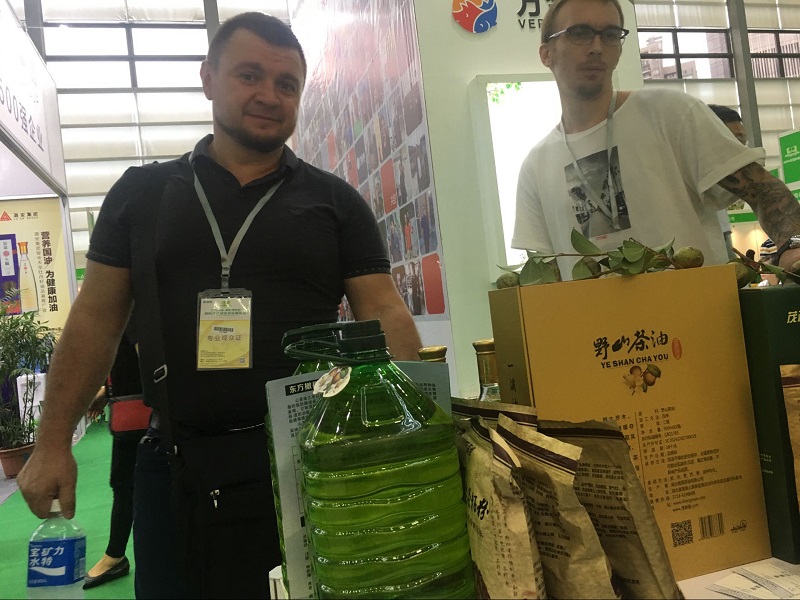第四屆深圳綠博會(huì) 湖北有機(jī)山茶油